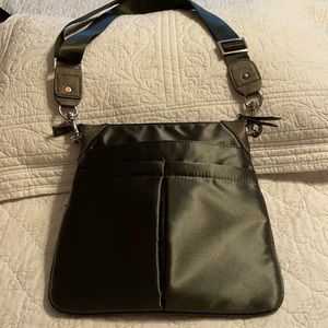 Chicos Olive green crossbody bag, detachable strap